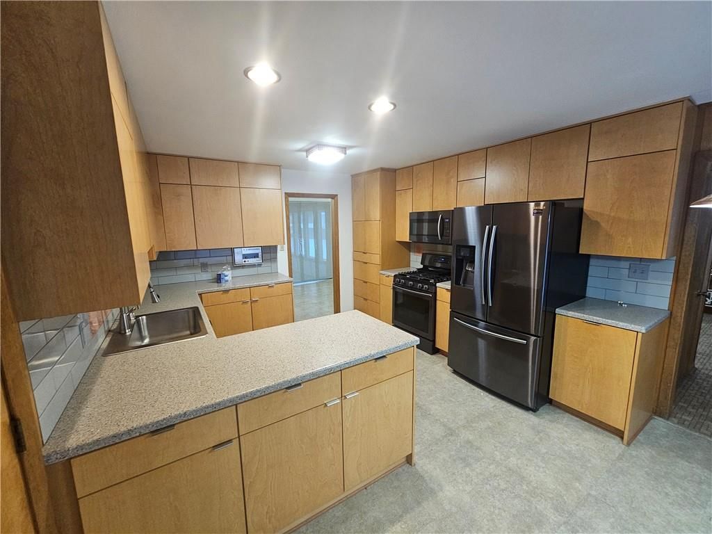 1107 S 2nd Street — photo 10