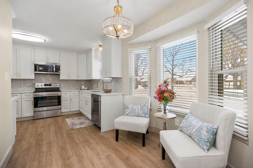 1323 W Johns Boulevard — photo 12