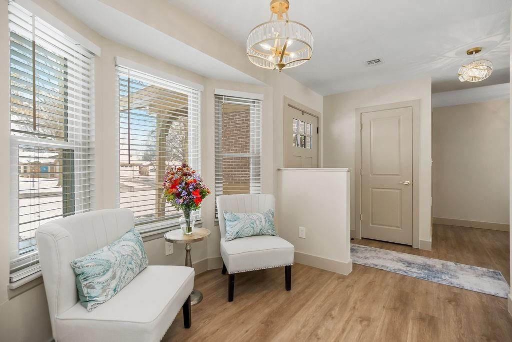 1323 W Johns Boulevard — photo 13