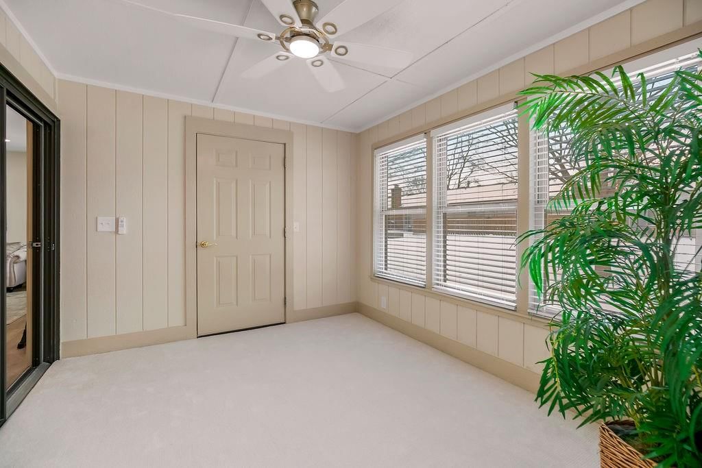 1323 W Johns Boulevard — photo 17