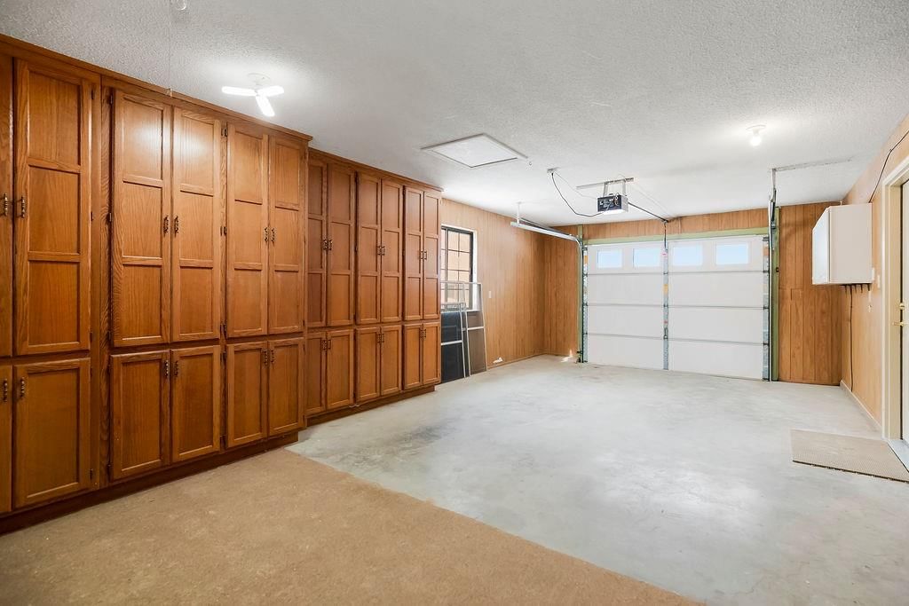 1323 W Johns Boulevard — photo 26