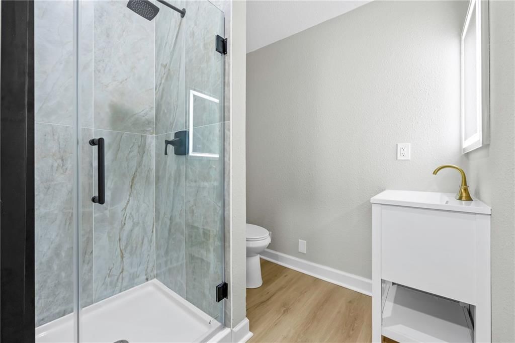 7019 W 69th Terrace — photo 34