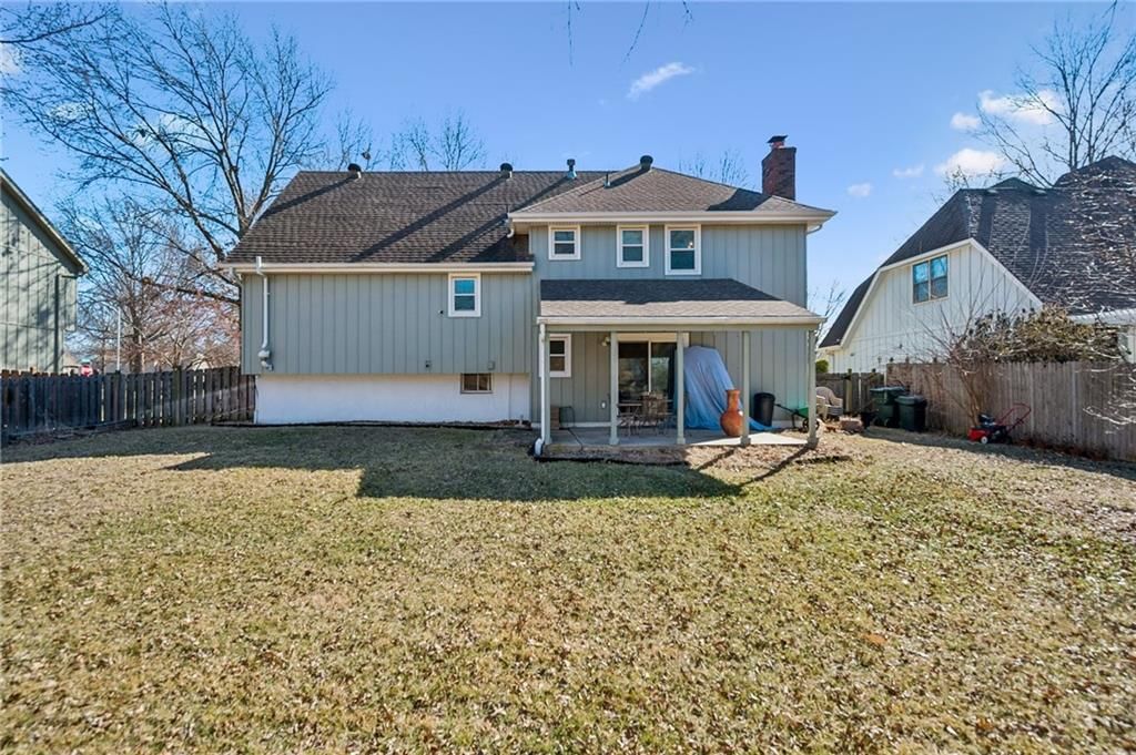 15918 W 136th Terrace — photo 34