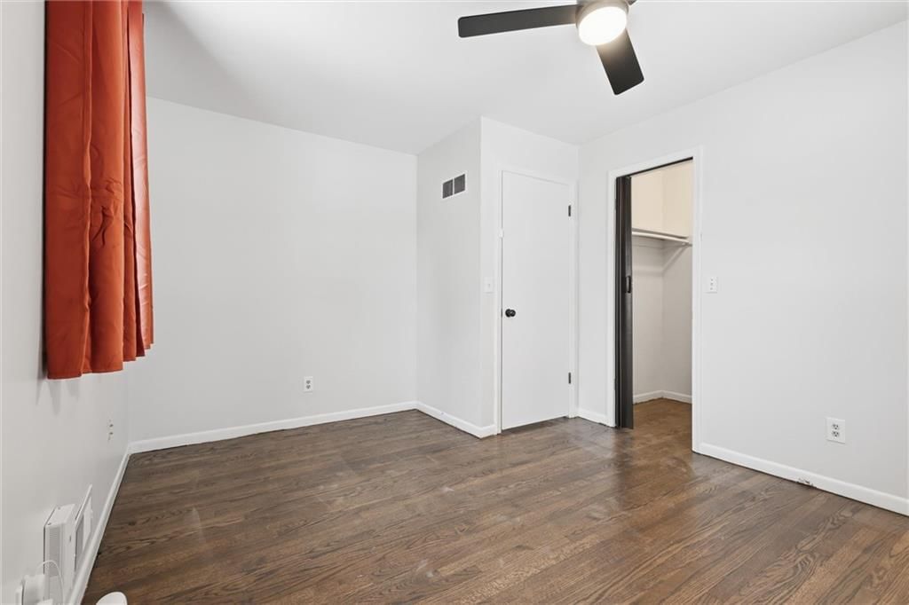 6518 Larsen Lane — photo 16