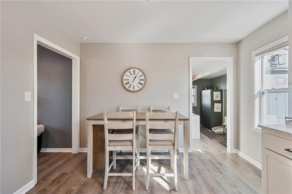 320 S Central Street — photo 18