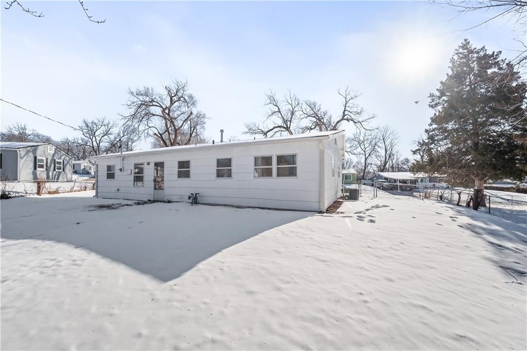 2740 S 51 Terrace — photo 17