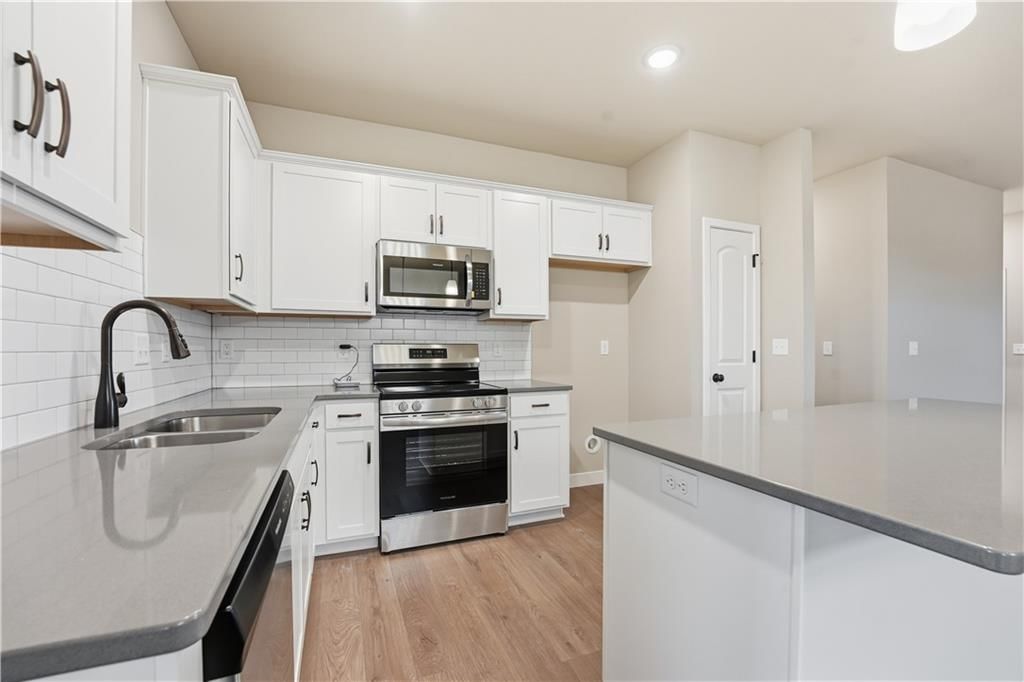 12428 S Aspen Lane — photo 13
