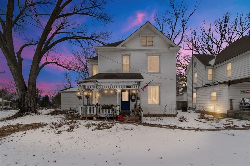 413 S Orchard Street — photo 1