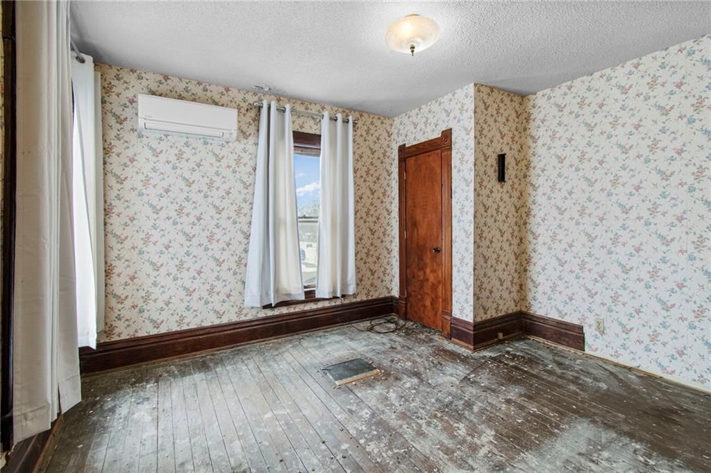 413 S Orchard Street — photo 33