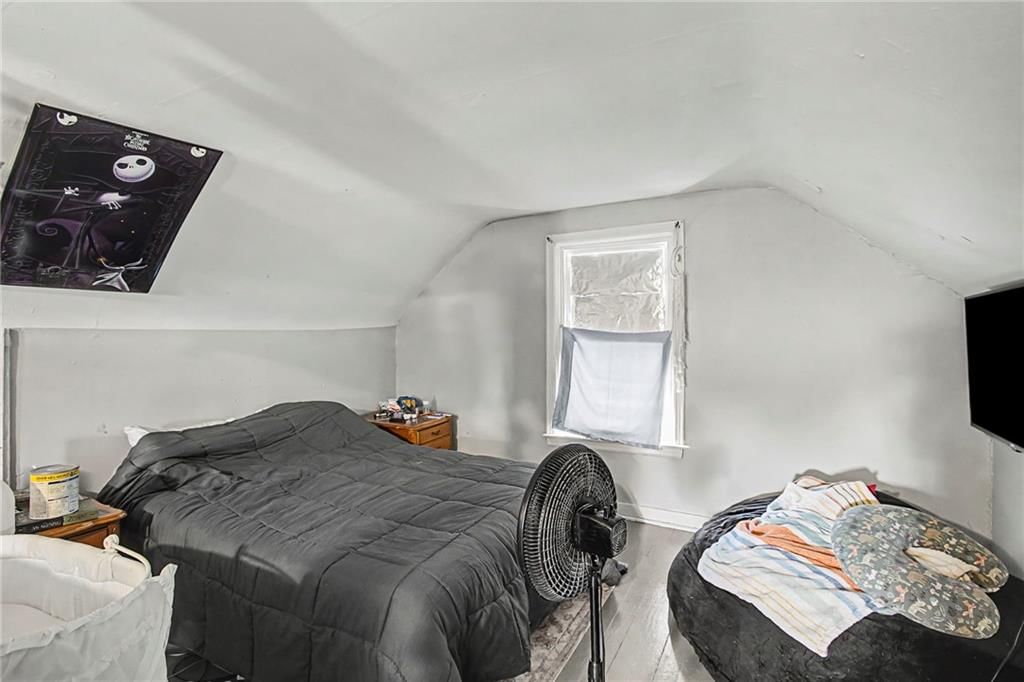 102 W Black Diamond Street — photo 9