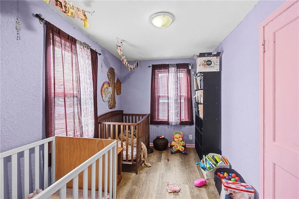 102 W Black Diamond Street — photo 13