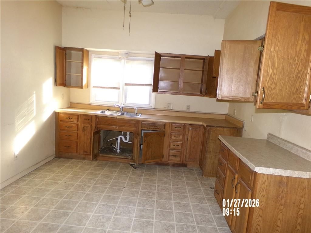 1804 Oneida Street — photo 4