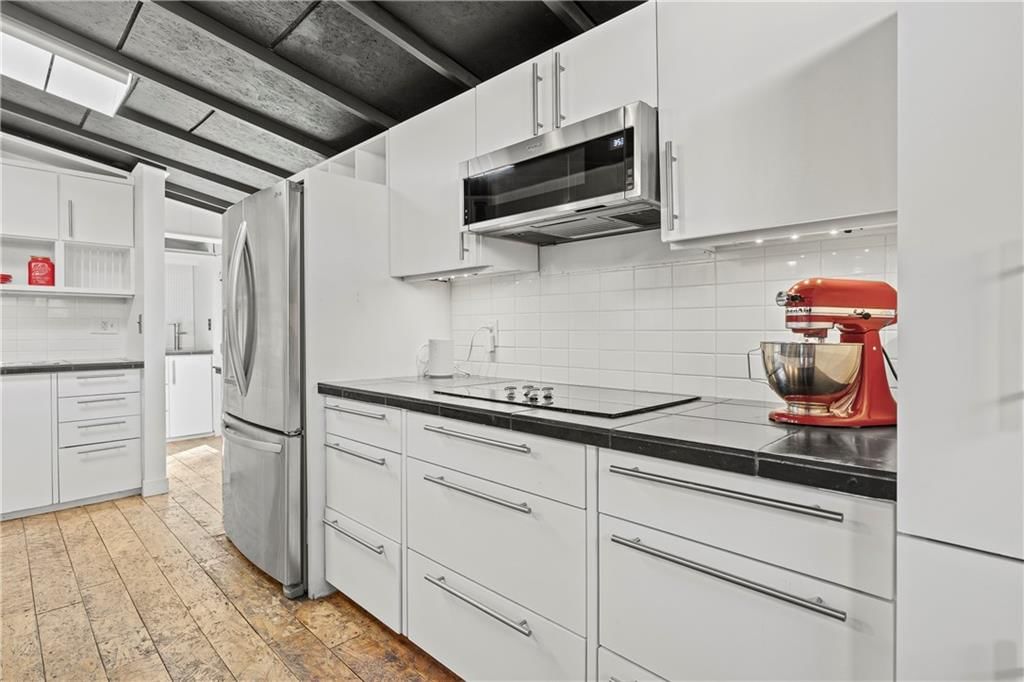 2115 W 71st Terrace — photo 10