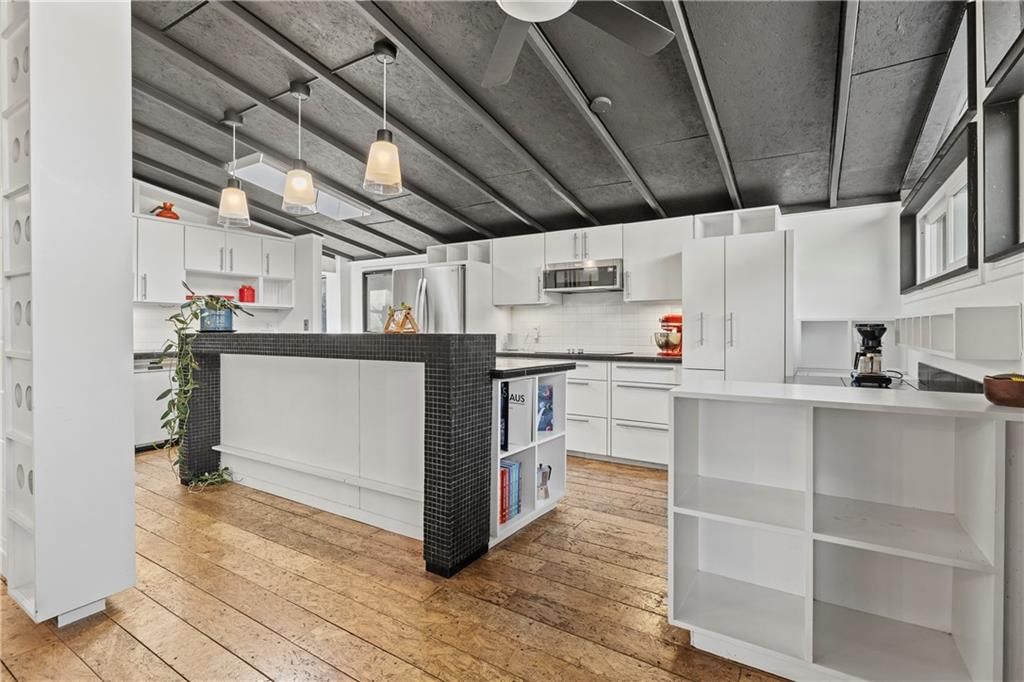 2115 W 71st Terrace — photo 11