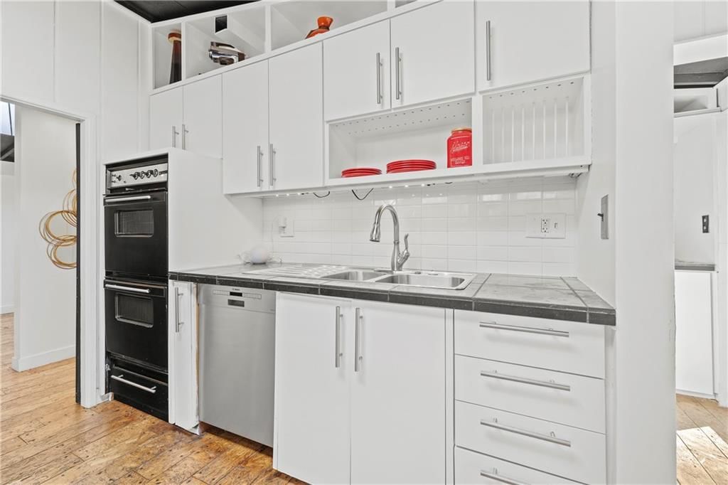 2115 W 71st Terrace — photo 12