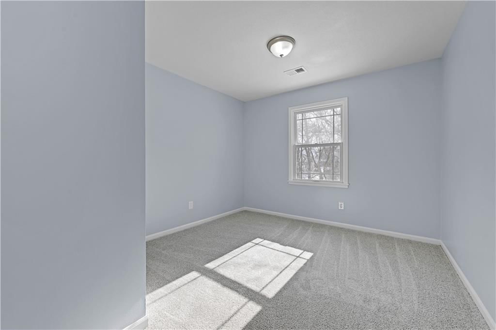 8605 W 152nd Terrace — photo 19
