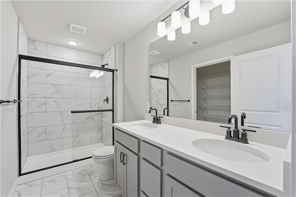 9633 N Colrain Avenue — photo 19
