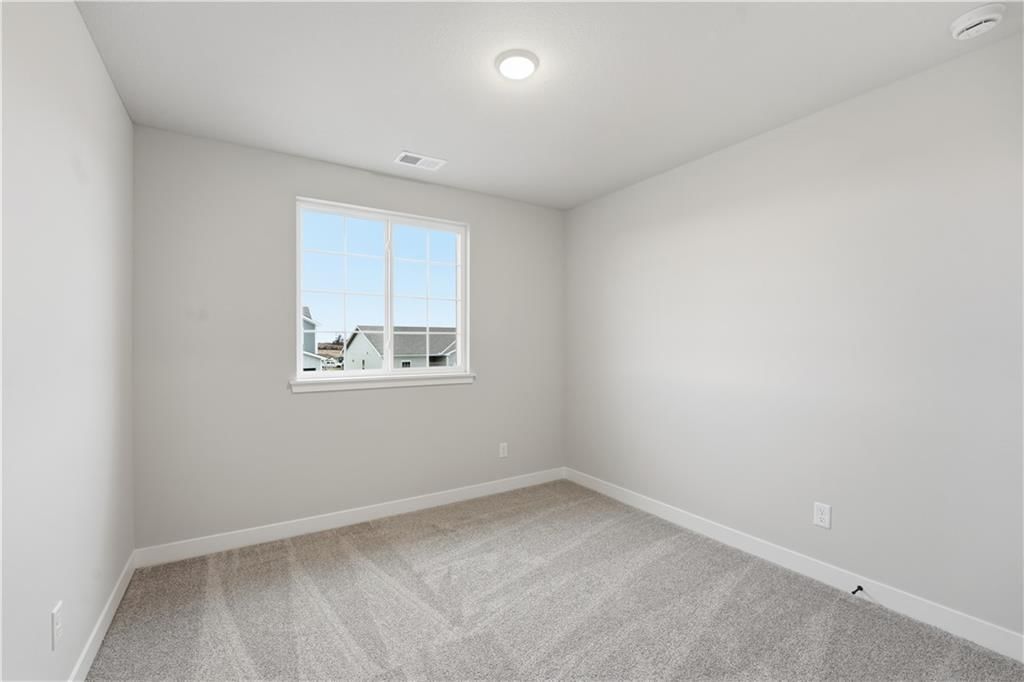 9633 N Colrain Avenue — photo 23