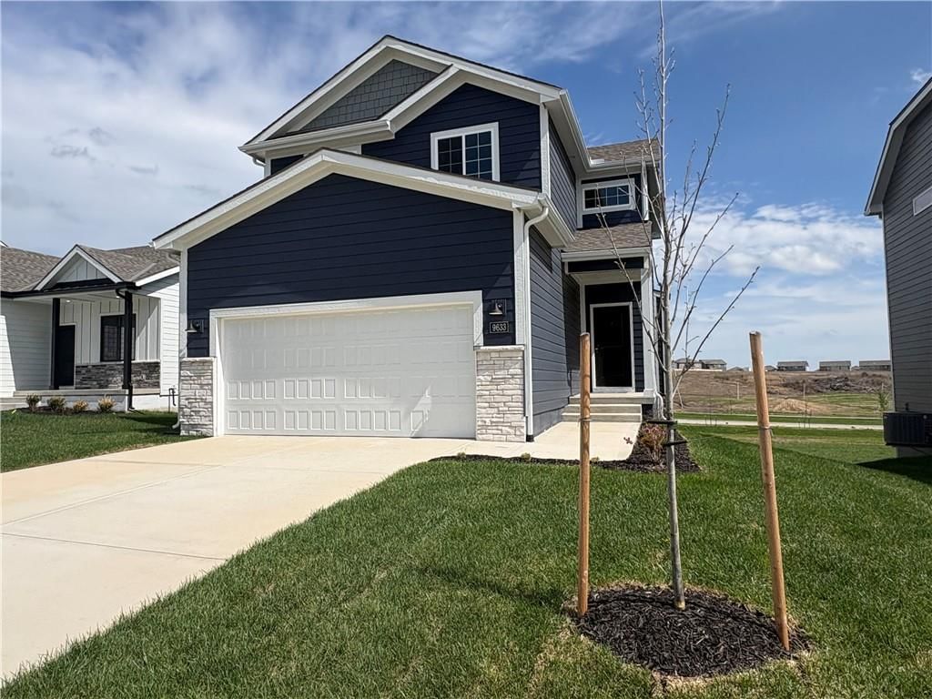 9633 N Colrain Avenue — photo 28
