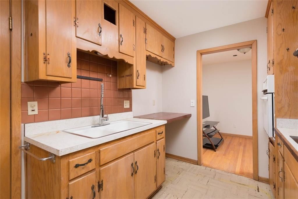 503 E 89th Street — photo 10