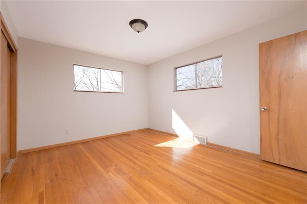 503 E 89th Street — photo 14