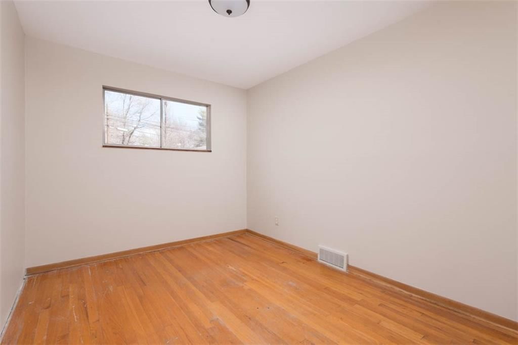 503 E 89th Street — photo 17