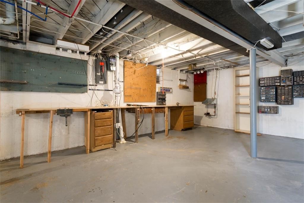 503 E 89th Street — photo 25