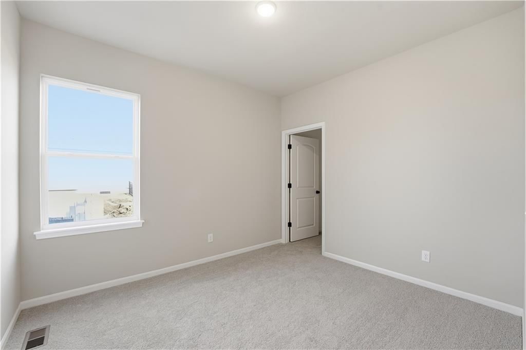 9637 N Colrain Avenue — photo 20
