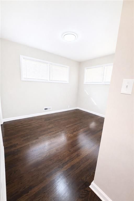 11112 Winchester Avenue — photo 12