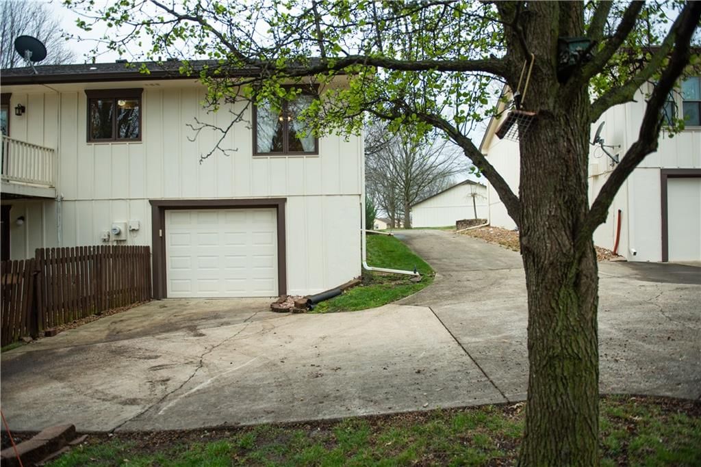 19001 Sunrise Drive — photo 42
