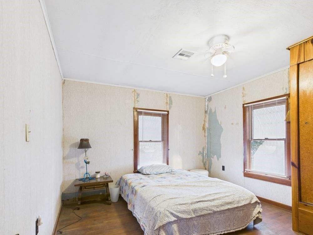 1227 S Crawford Street — photo 15