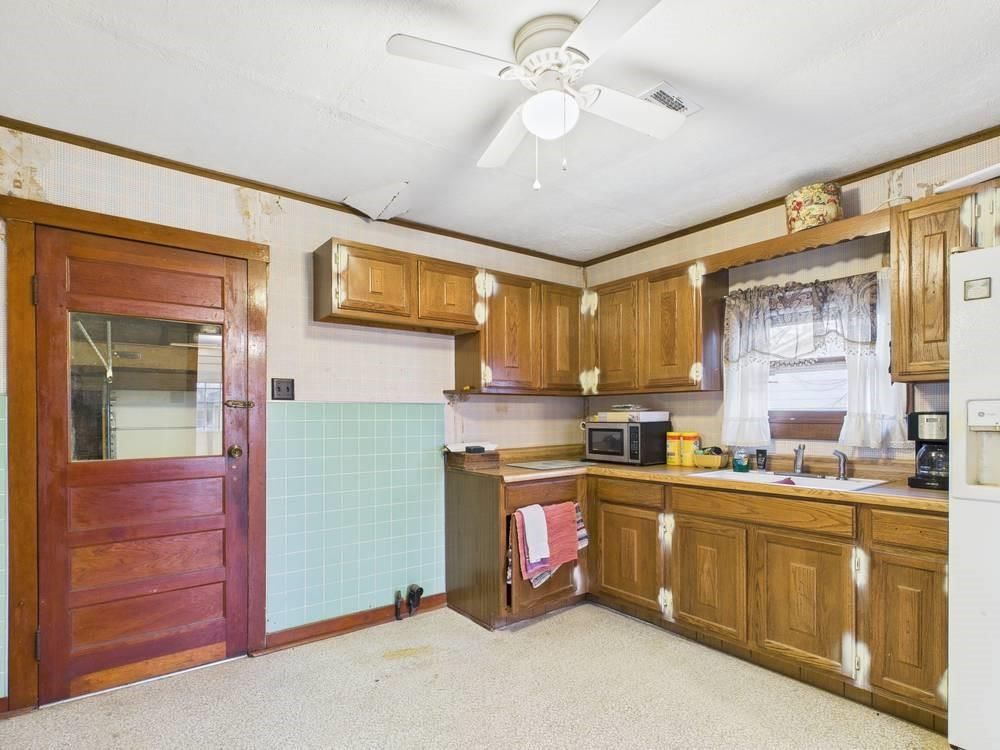 1227 S Crawford Street — photo 18