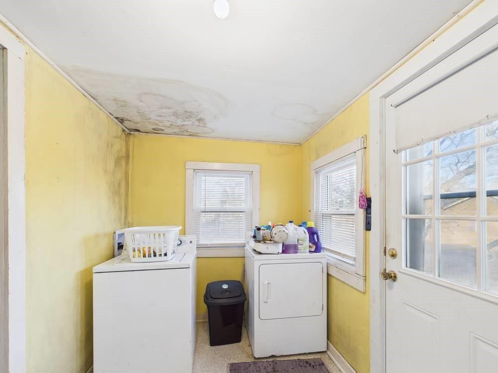 1227 S Crawford Street — photo 20