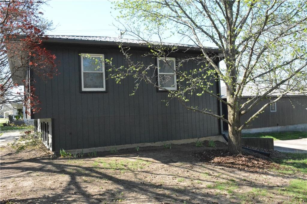 716 Shea Street — photo 3