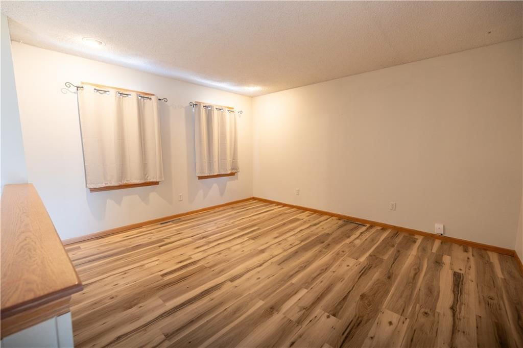 716 Shea Street — photo 8