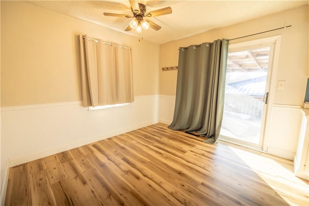 716 Shea Street — photo 10