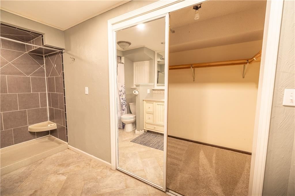 716 Shea Street — photo 22