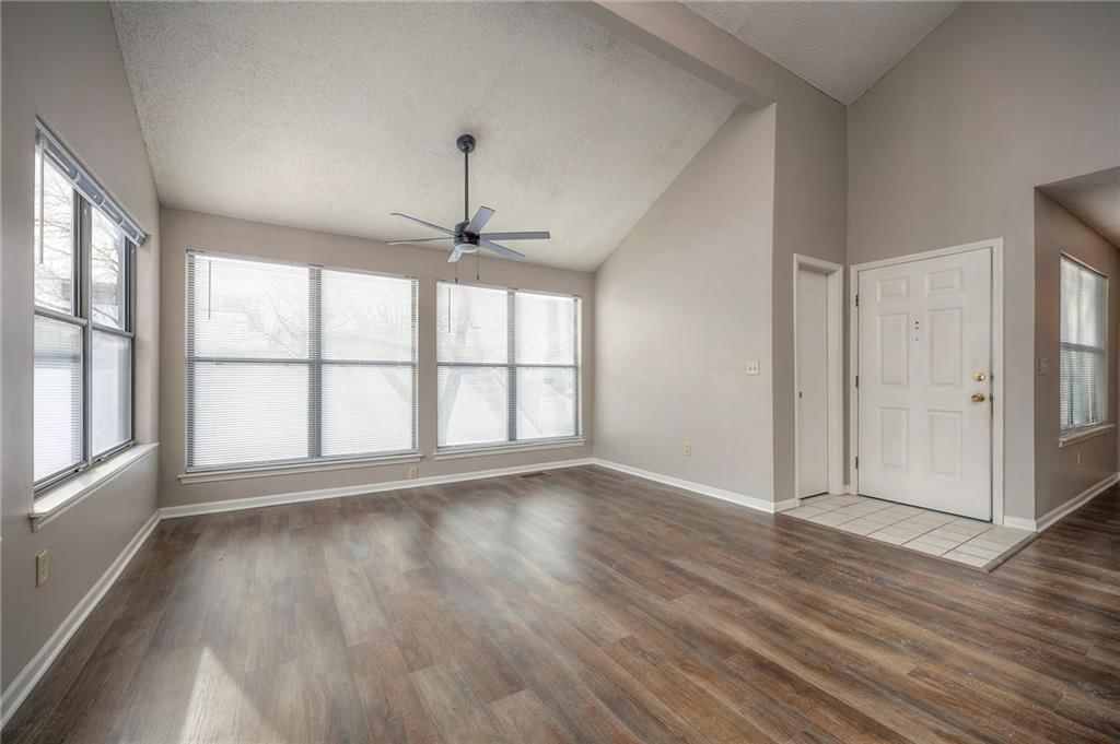8848 W 106th Terrace — photo 8