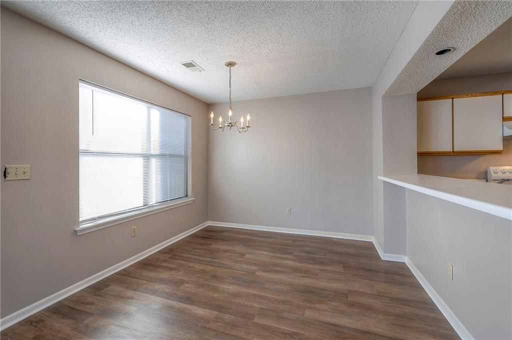 8848 W 106th Terrace — photo 11