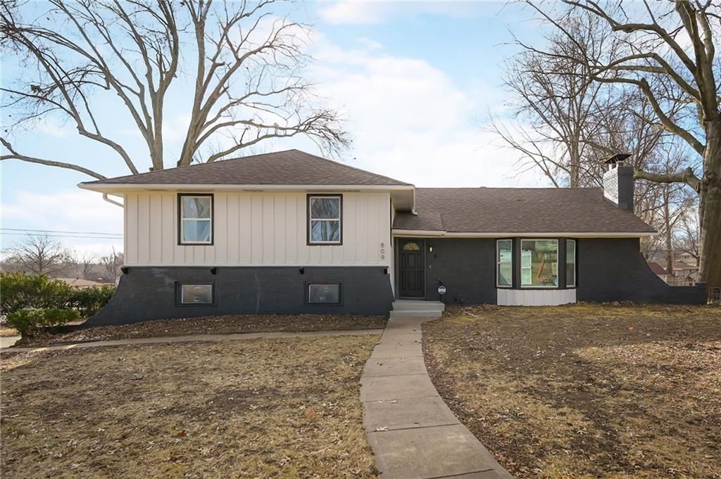 809 Swope Drive — photo 2
