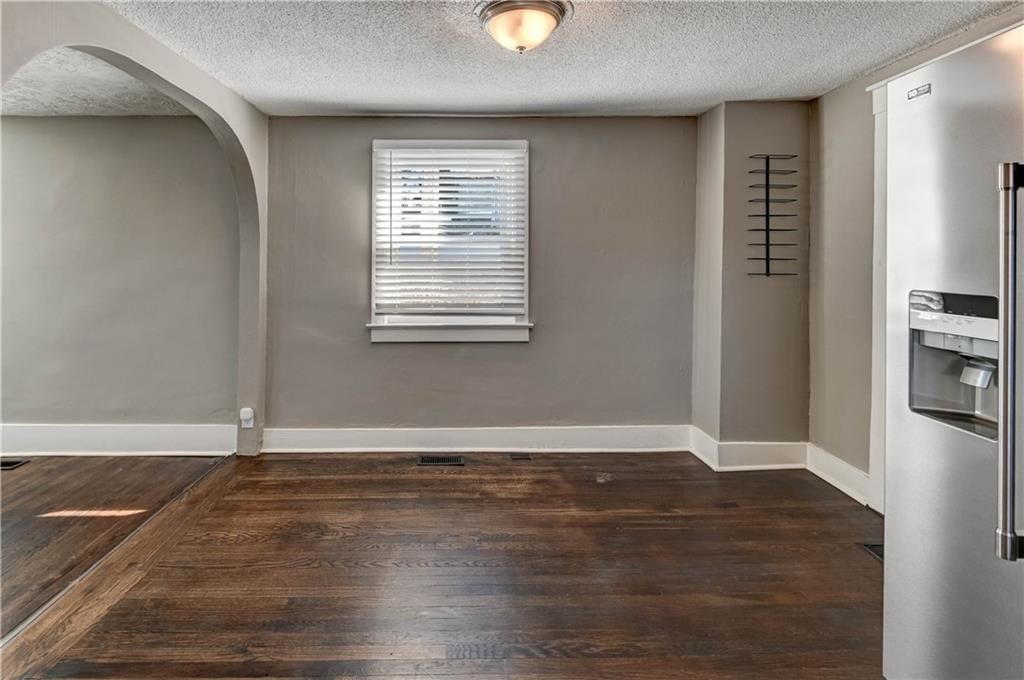 4859 NW Waukomis Drive — photo 6