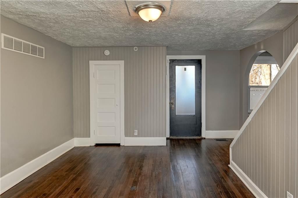4859 NW Waukomis Drive — photo 7
