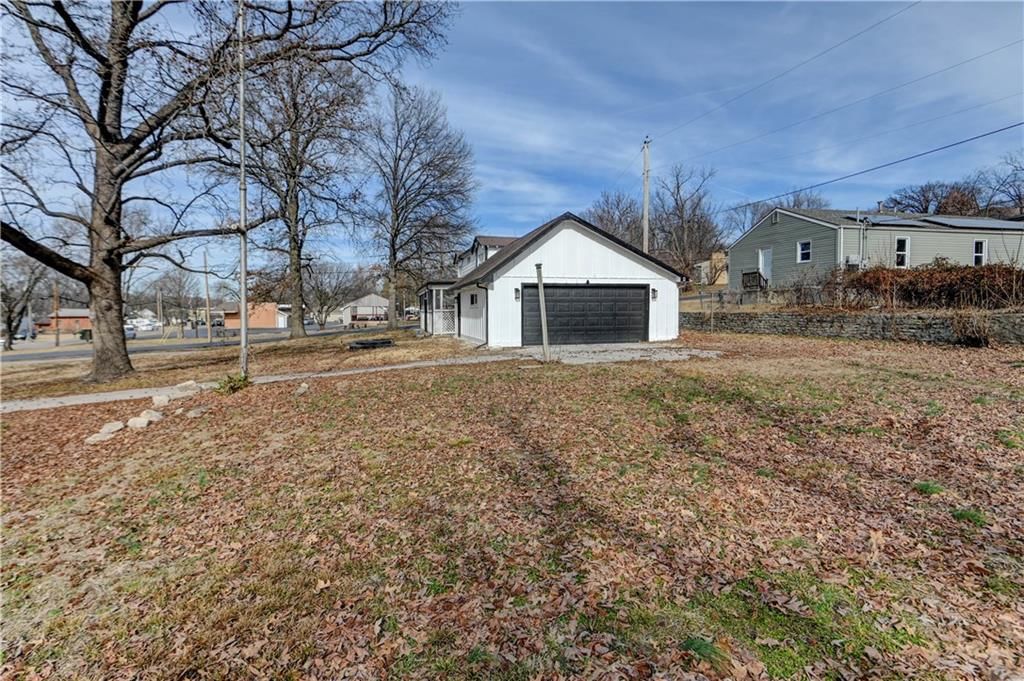 4859 NW Waukomis Drive — photo 36