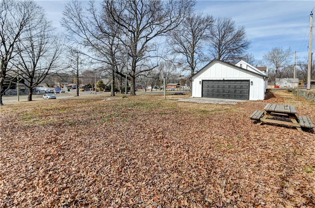 4859 NW Waukomis Drive — photo 39