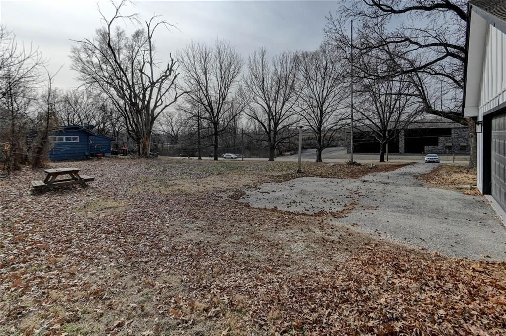 4859 NW Waukomis Drive — photo 40
