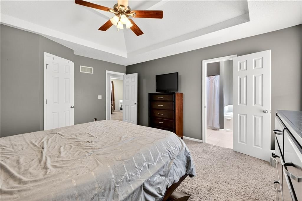 11705 N Charlotte Street — photo 11