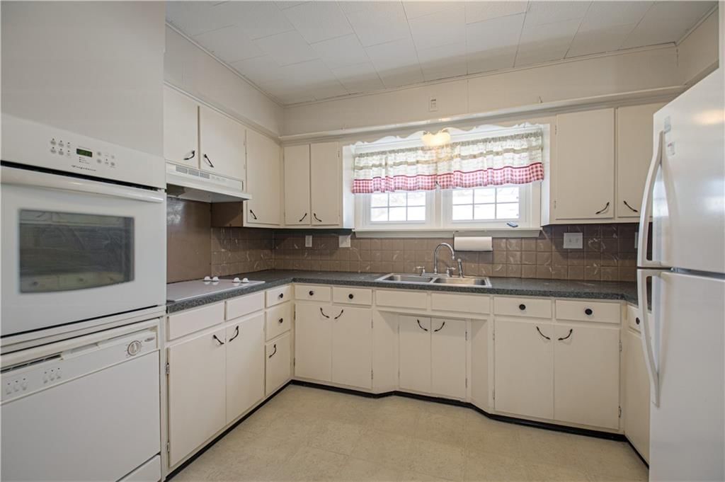 421 E Main Street — photo 9