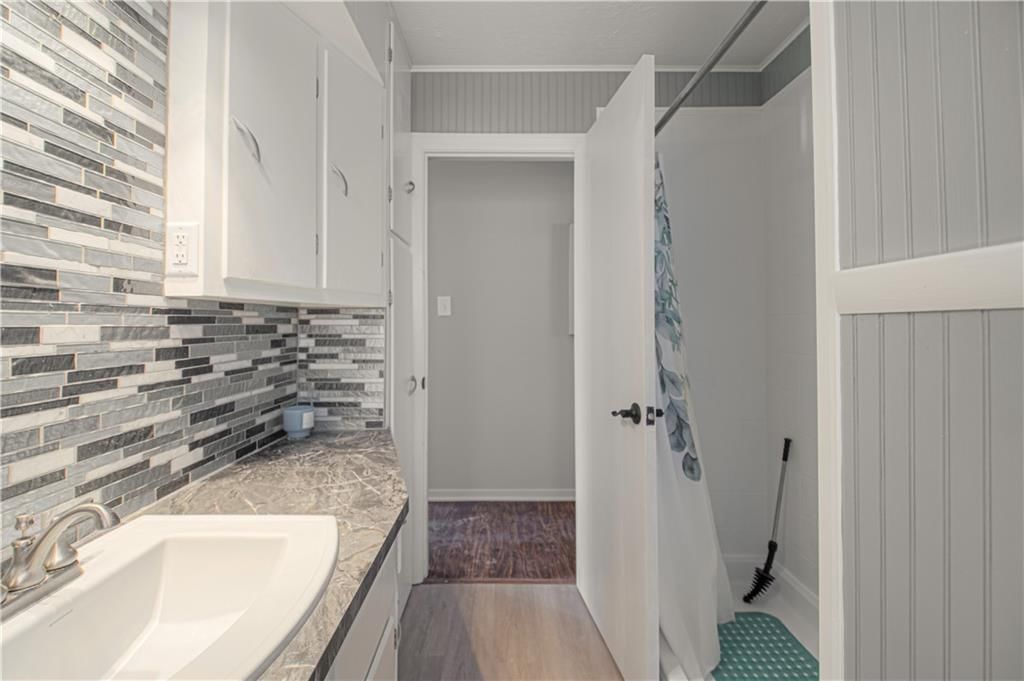 421 E Main Street — photo 17