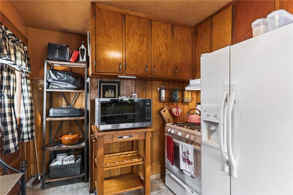 2322 S Glenwood Avenue — photo 13