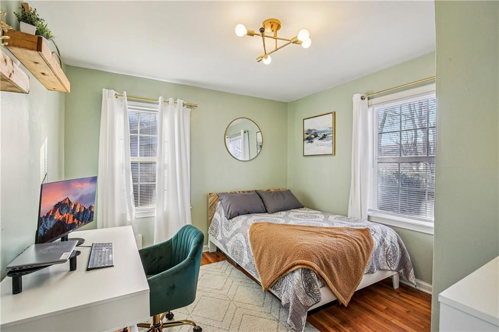 601 W 84th Terrace — photo 8